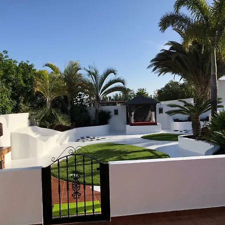 Picasso Private Pool Playa Blanca (Lanzarote)