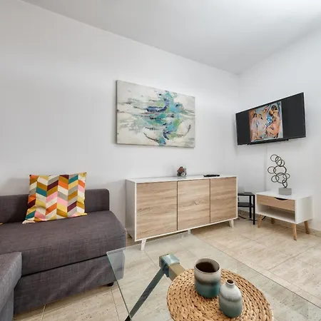 Villa Picasso - Private Pool, Bbq And Air-con By Lanzarote Playa Blanca (Lanzarote)