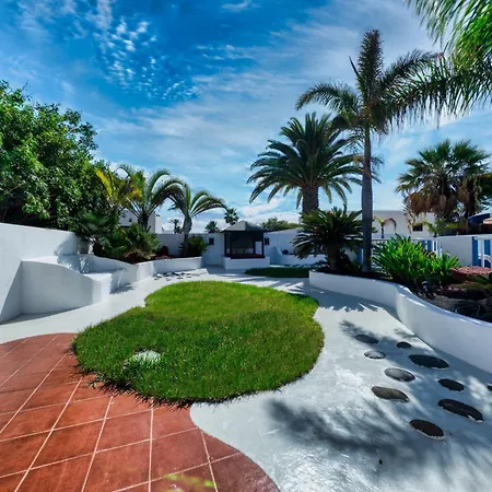 Villa Villa Picasso - Private Pool, Bbq And Air-Con By Lanzarote Vacation Homes *