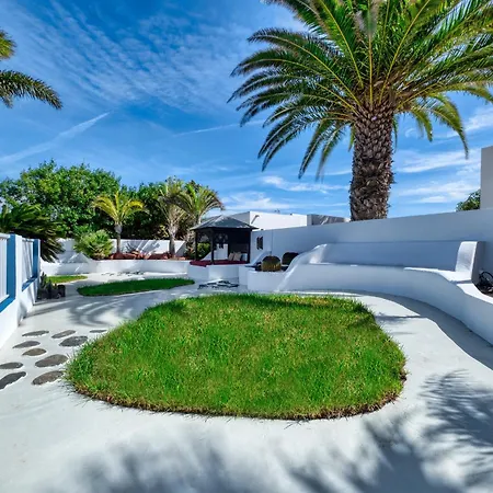 Villa Villa Picasso - Private Pool, Bbq And Air-Con By Lanzarote Vacation Homes *