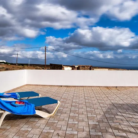 Villa Villa Picasso - Private Pool, Bbq And Air-Con By Lanzarote Vacation Homes