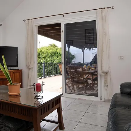 Villa Villa Picasso - Private Pool, Bbq And Air-Con By Lanzarote Vacation Homes Playa Blanca (Lanzarote)