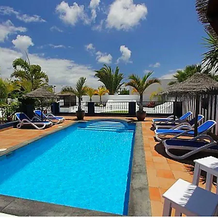 Villa Picasso - Private Pool, Bbq And Air-Con By Lanzarote Vacation Homes * Playa Blanca (Lanzarote)